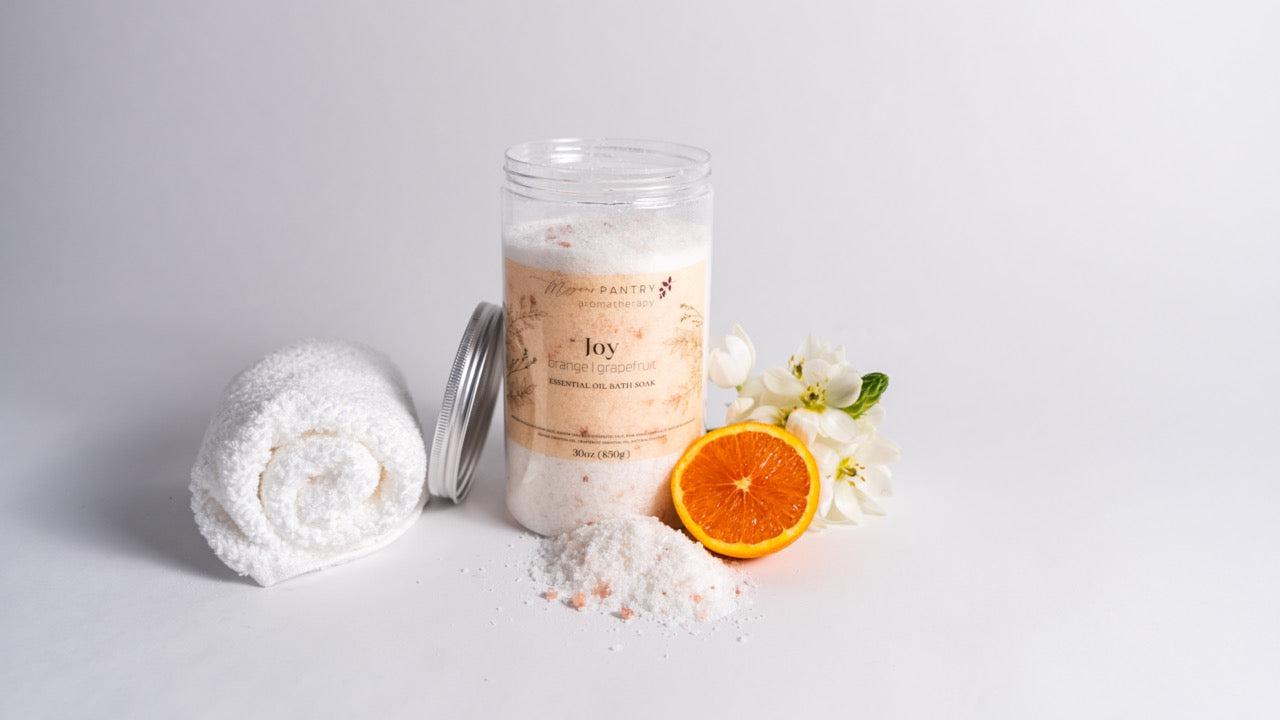 Spa experience bath soak salt blend with essential oils and minerals from himalayan pink salt and calming effects from essential oil blends from megans pantry lavender eucalyptus grapefruit rosemary detox bath aromatherapy for relaxation and muscle relief tension relief and promote sleep and healthy living holistic solutions for body and mind