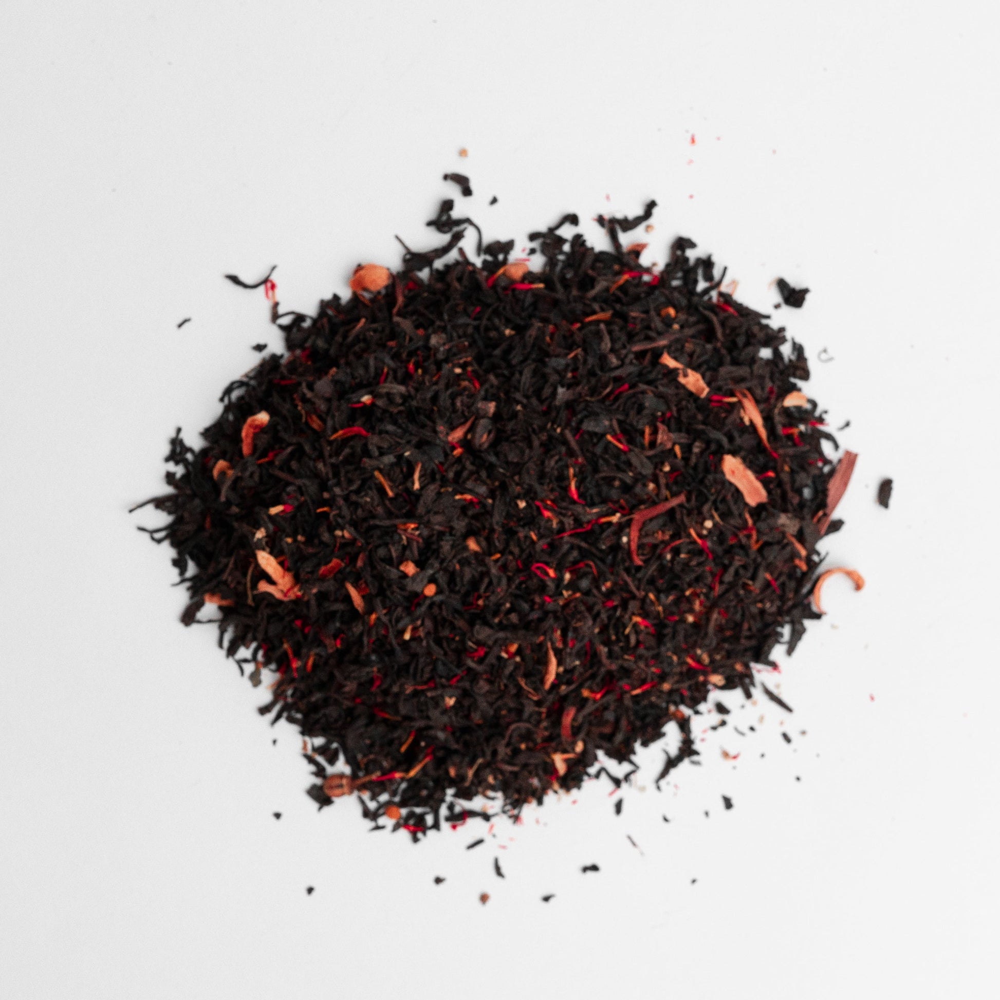 Megan’s Pantry Summer Peach Black Tea – a fruity blend of black tea, peach, and passionfruit, perfect for refreshing iced or hot tea moments