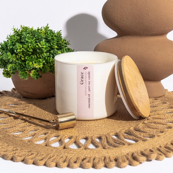 Our decadent Aromatherapy Essential Oil Candles are hand-poured using the purest soy wax, pure cotton wicks, and our signature essential oil blend that is crafted in-house in small batches.
Grace is a blend of rosemary and palmarosa essential oils, bringing a lovely natural floral aroma to your space.