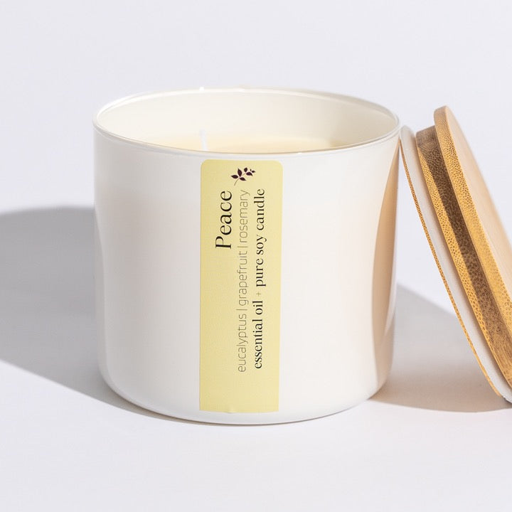 Peace is a blend of eucalyptus, grapefruit and rosemary essential oils, bringing you a true spa-like experience wherever you may be.